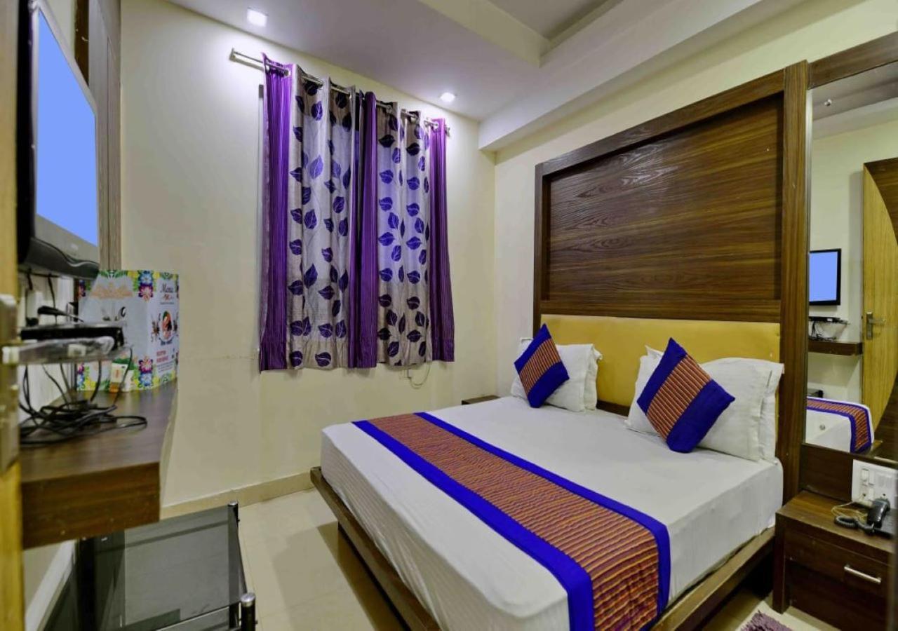 Hotel Perfect Spot- Main Bazar - Walking Metro Station Neu-Delhi Exterior foto