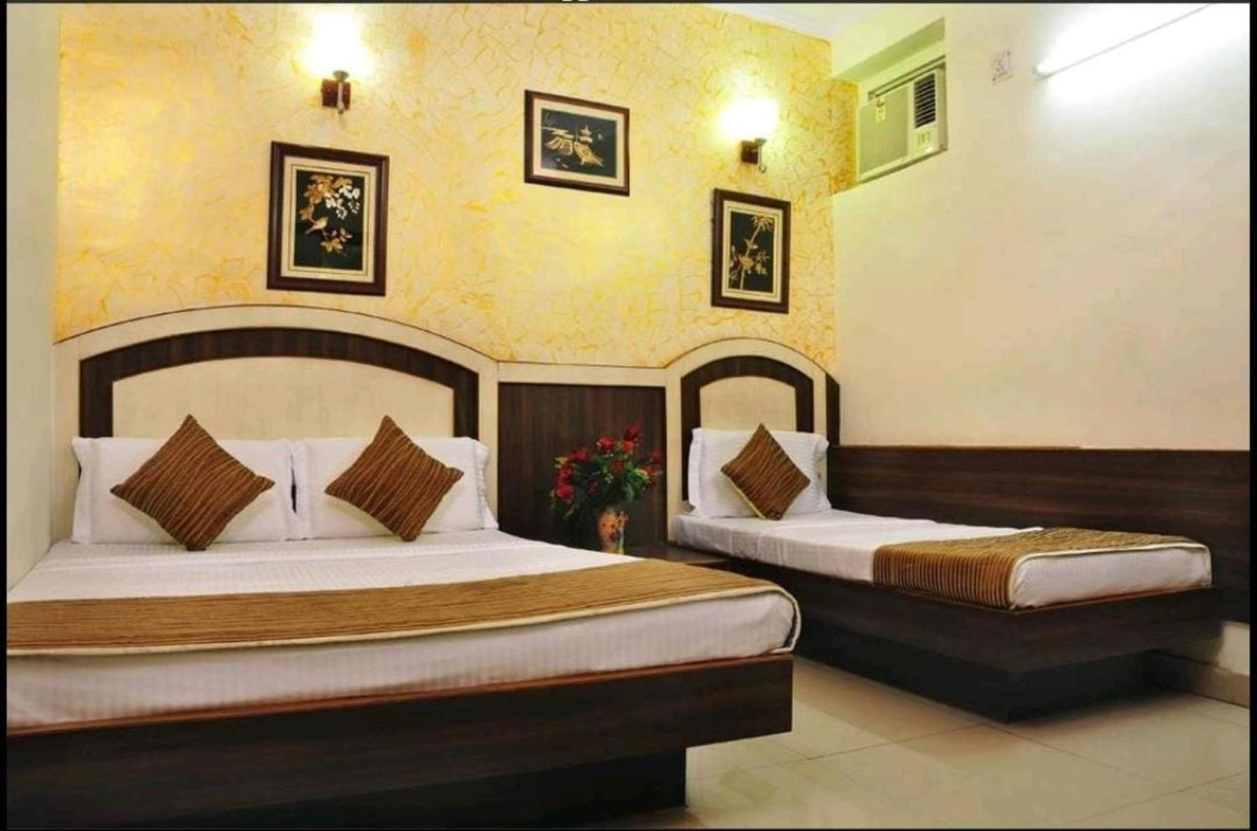 Hotel Perfect Spot- Main Bazar - Walking Metro Station Neu-Delhi Exterior foto